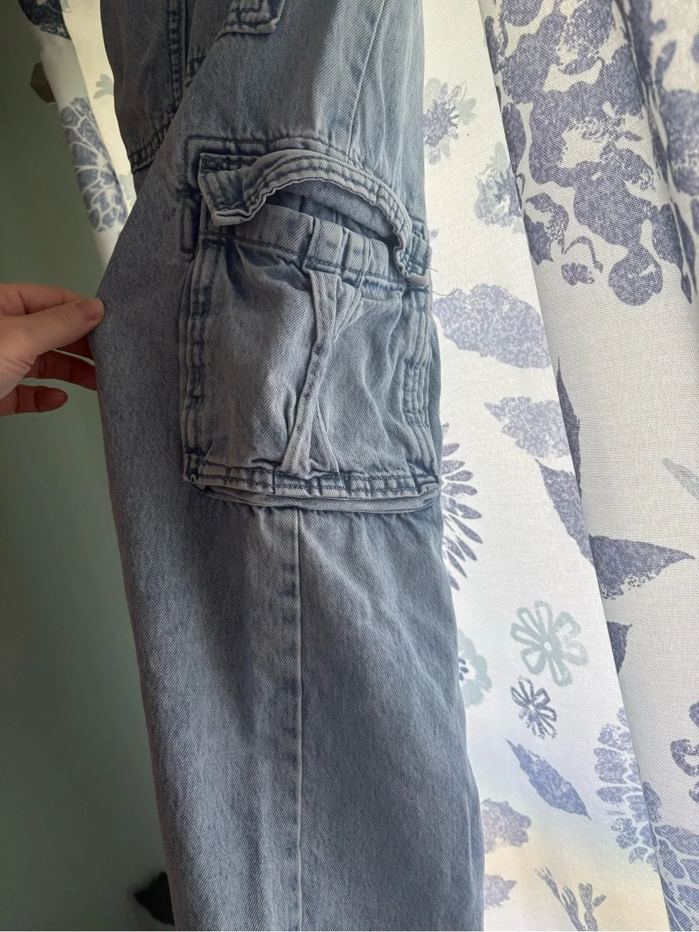 Old Navy Girl’s High Rise Baggy Cargo jeans